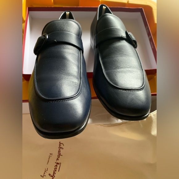 SALVATORE FERRAGAMO - Picture 6 of 12